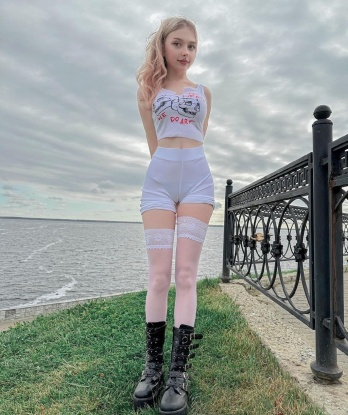 Анкета проститутки Люда - Фото, г. Вилючинск, 18 лет, №10255